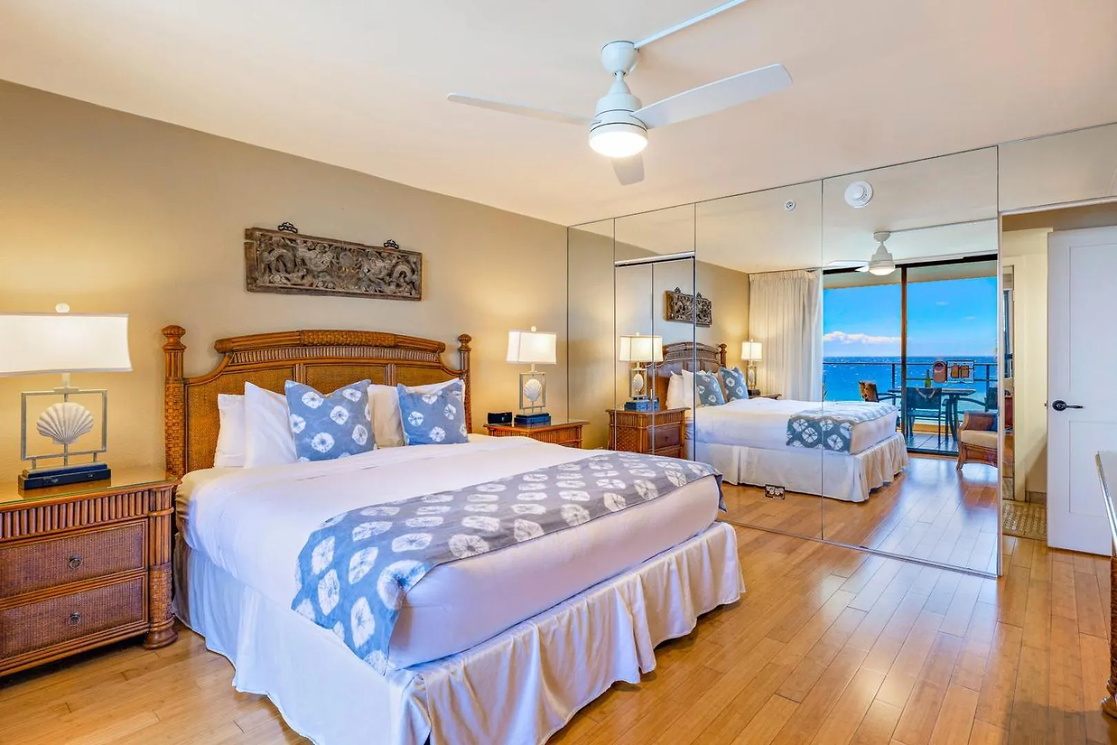Exquisite One-Bedroom, One-Bathroom Beachfront Residence! Kaanapali 0*,