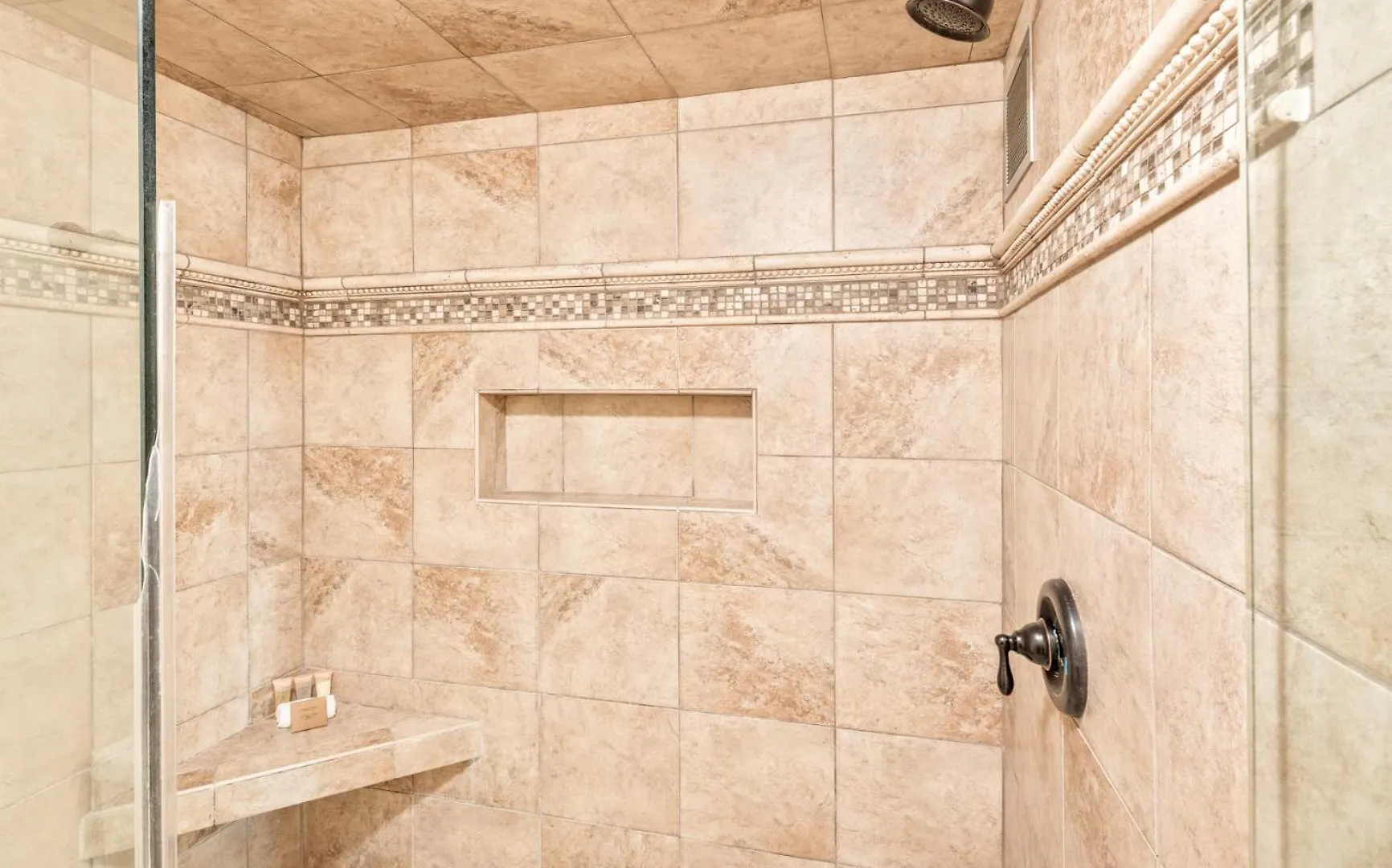 Exquisite One-Bedroom, One-Bathroom Beachfront Residence! Kaanapali 0*,  United States