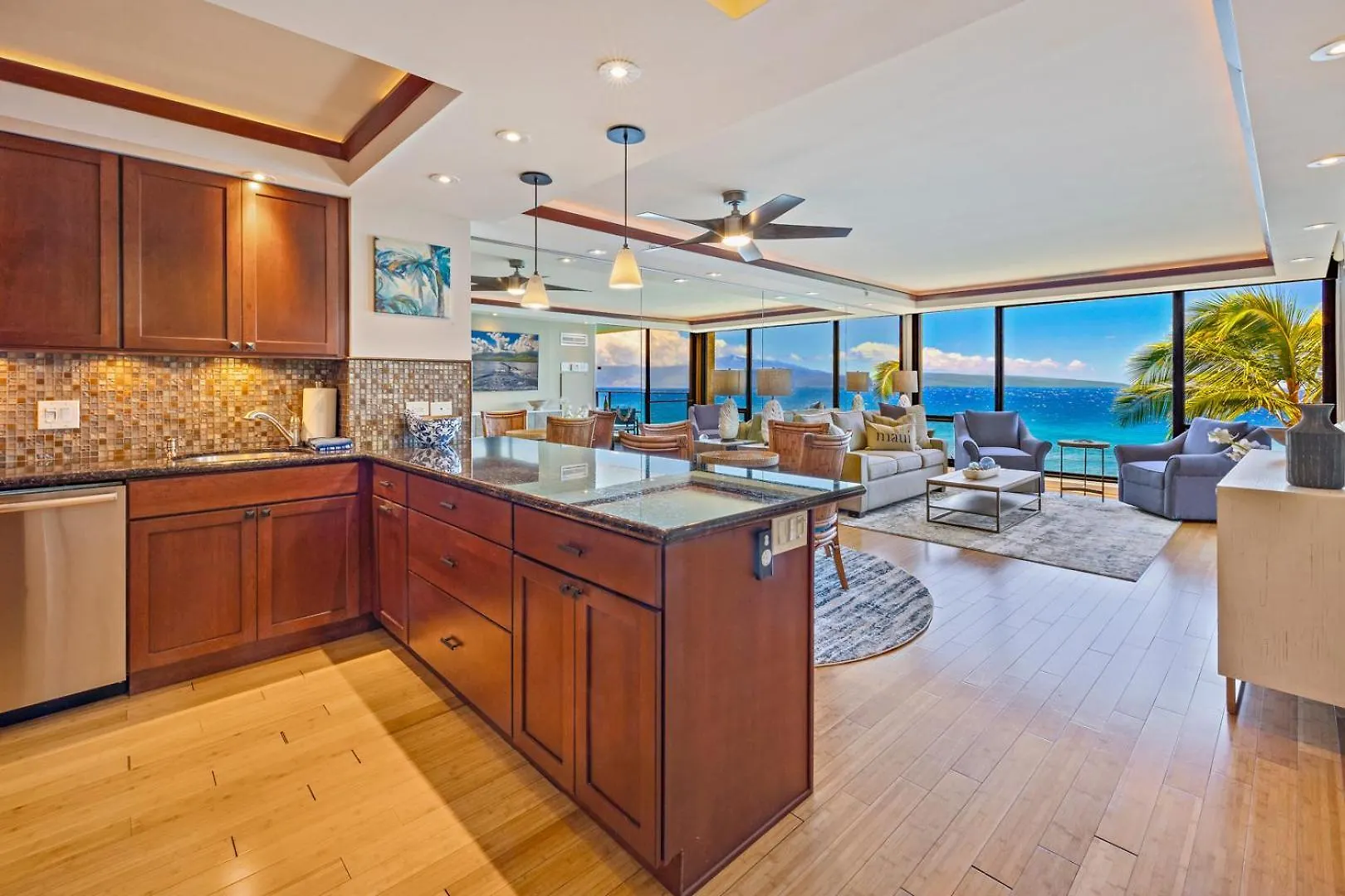 Exquisite One-Bedroom, One-Bathroom Beachfront Residence! Kaanapali United States
