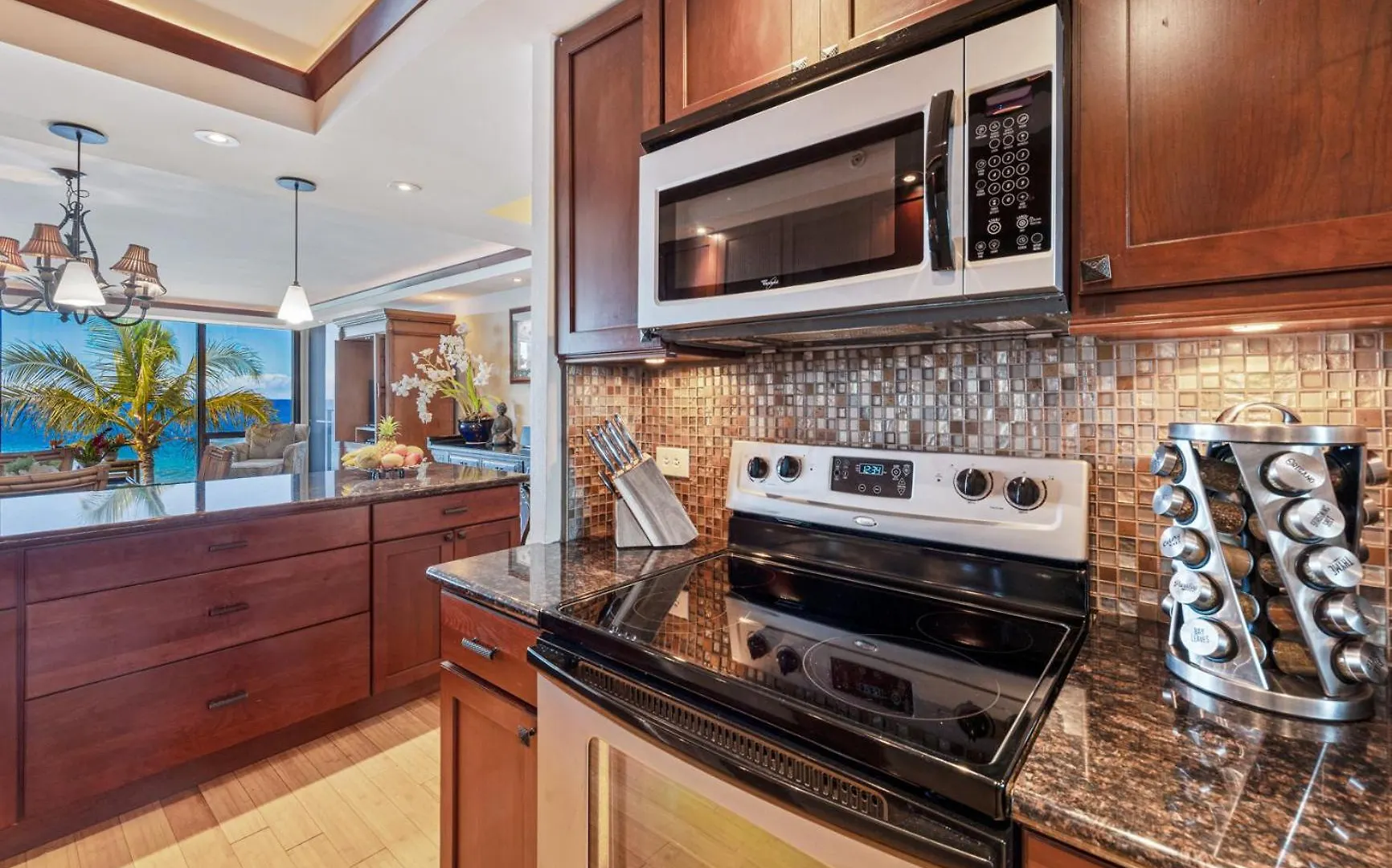 Apartment Exquisite One-Bedroom, One-Bathroom Beachfront Residence! Kaanapali